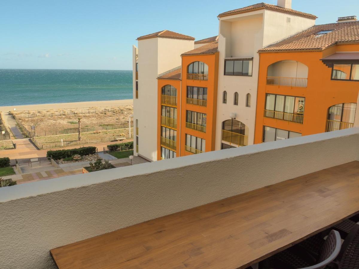 Agréable appartement rénové avec une terrasse vue mer, parking et Wifi gratuit Le Barcarès Esterno foto