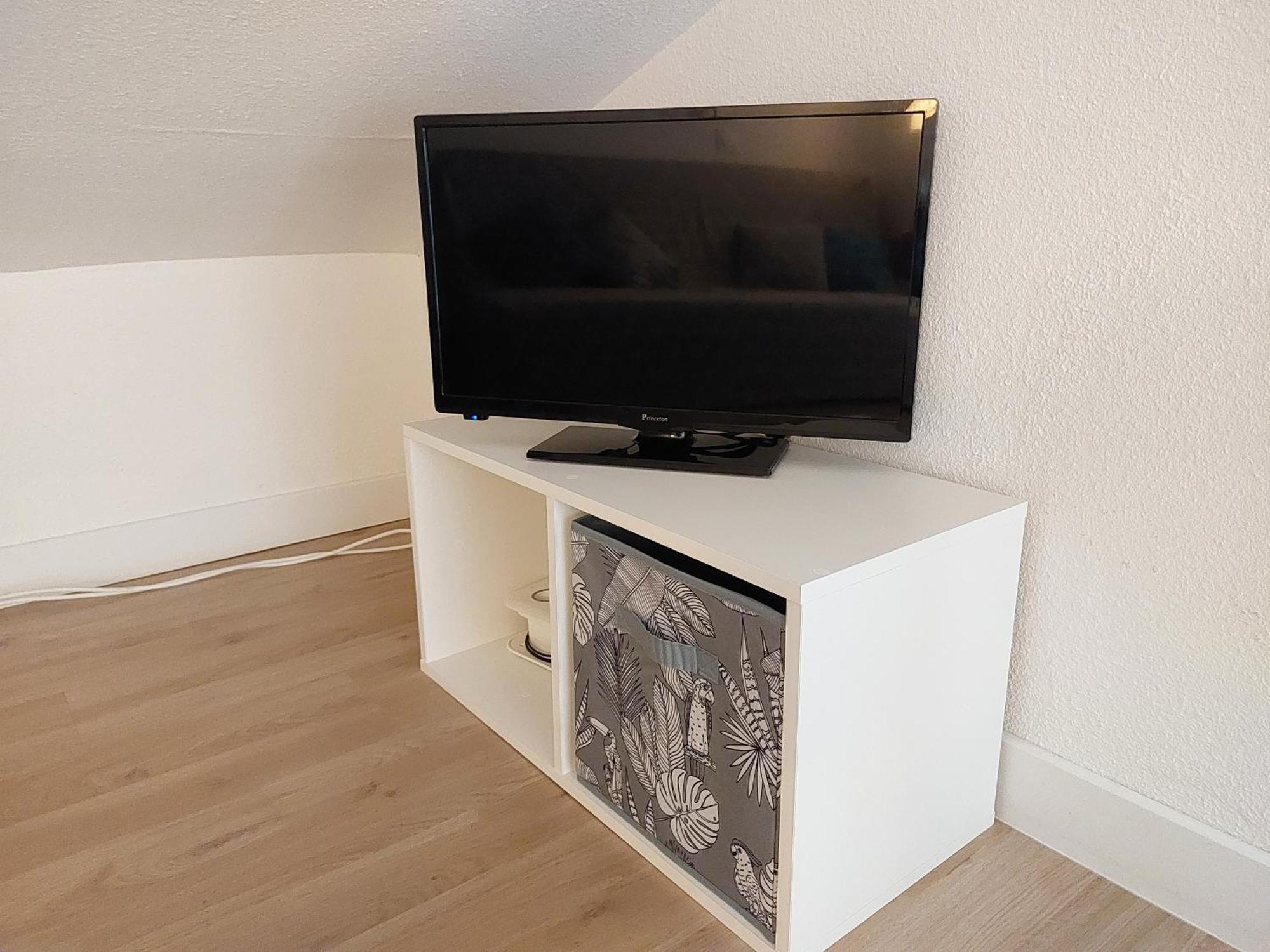 Agréable appartement rénové avec une terrasse vue mer, parking et Wifi gratuit Le Barcarès Esterno foto