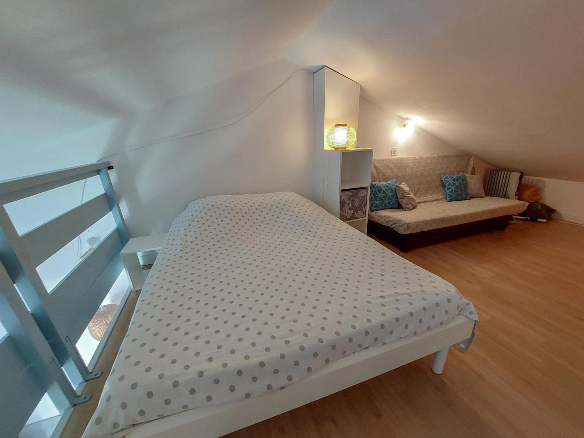 Agréable appartement rénové avec une terrasse vue mer, parking et Wifi gratuit Le Barcarès Esterno foto